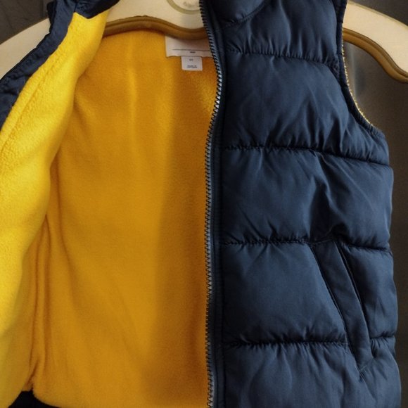 Old Navy, Navy blue and yellow vest 5t - Picture 2 of 3